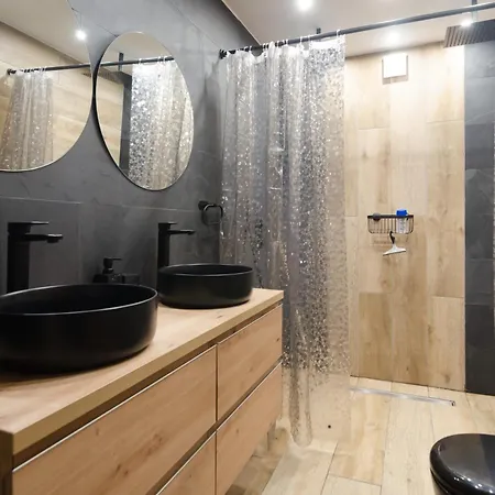 Karina 료렛 드 마르